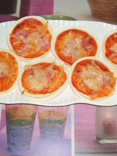 餃子の皮で★ピザもどき-レシピのメイン写真