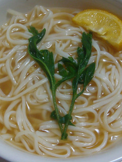 ヨモギで簡単♪トムヤムクン麺-レシピのメイン写真