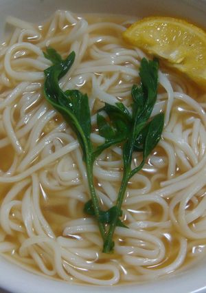 ヨモギで簡単♪トムヤムクン麺-レシピのメイン写真