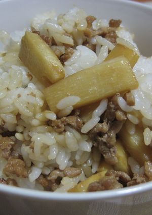 しっかり・コク旨の、たけのこご飯いかが?-レシピのメイン写真