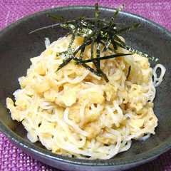 รูปของ 新たまねぎ味噌とチーズでしらたき炒め☆彡
