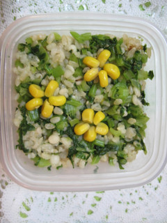 お弁当* コーンのお花(まぜご飯)-レシピのメイン写真