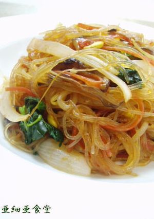 チャプチェ　韓国風野菜と春雨の炒め物-レシピのメイン写真
