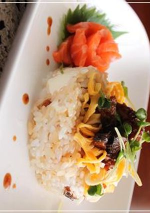 おもてなしに～鰻のミニケーキちらし寿司-レシピのメイン写真