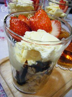 簡単いちごパフェ-レシピのメイン写真