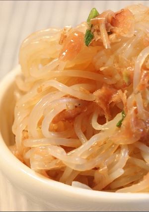 結び白滝の麺つゆ辛子和え-レシピのメイン写真