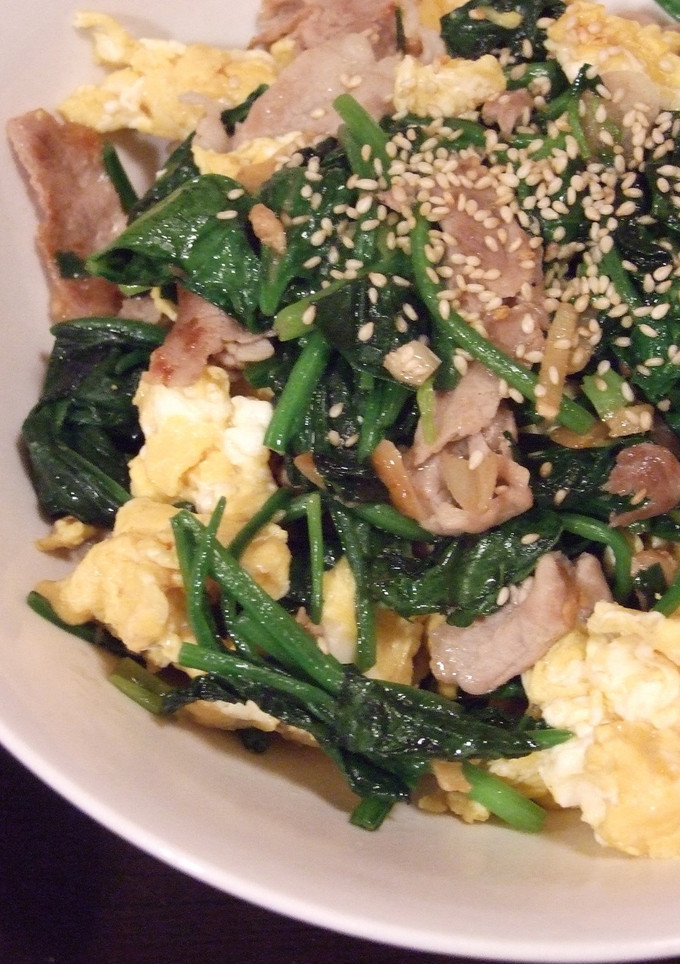 ほうれん草と豚肉と卵の炒め物-レシピのメイン写真