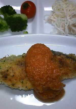 鮭の香草ﾊﾟﾝ粉焼き@ﾄﾏﾄｿｰｽがけ-レシピのメイン写真