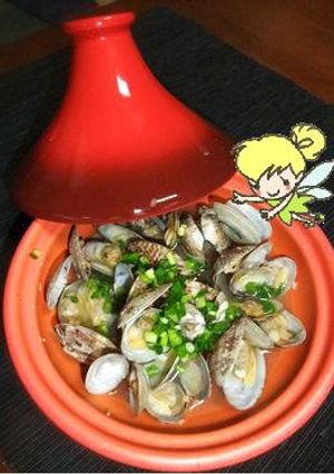 タジン鍋deあさりのワイン蒸し-レシピのメイン写真