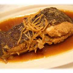 รูปของ 簡単!うまぁ-ぃ♡ カレイの煮つけ。*
