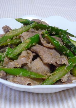 アスパラと豚肉の胡麻生姜炒め-レシピのメイン写真