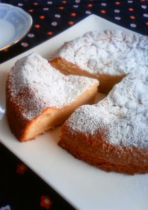 いちご風味♪ホワイトチョコガトーショコラ-レシピのメイン写真