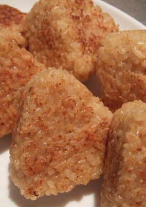 マヨで美味しい！焼きおにぎり-レシピのメイン写真