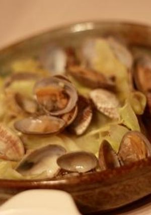 簡単すぎるあさりとキャベツの酒蒸し-レシピのメイン写真