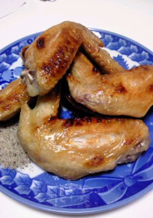 簡単☆グリルで焼き手羽先（塩胡椒味）-レシピのメイン写真
