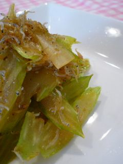 セロリのラー油炒め-レシピのメイン写真