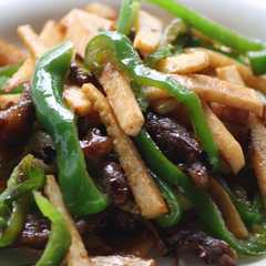 รูปของ ご飯がすすむ＊チンジャオロース　青椒肉絲