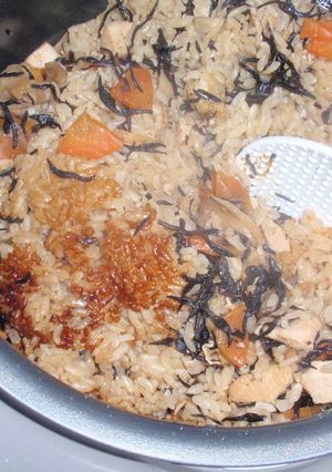 ＊ひじきと鶏肉の炊き込みご飯＊-レシピのメイン写真