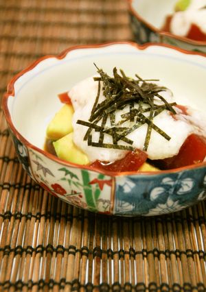 簡単☆まぐろとアボカドの山かけ-レシピのメイン写真