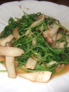 豆苗とエリンギの中華炒め-レシピのメイン写真