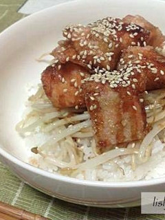 ☆簡単☆ 鮭ともやしのにんにく醤油丼-レシピのメイン写真
