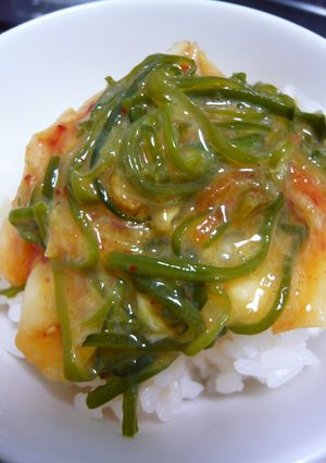 超簡単❤めかぶキムチの卵かけごはん☆-レシピのメイン写真