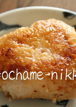 ラー油味噌焼きおにぎり-レシピのメイン写真