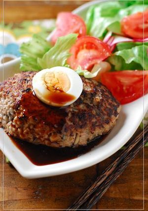 舞茸と新玉ねぎたっぷりハンバーグ-レシピのメイン写真