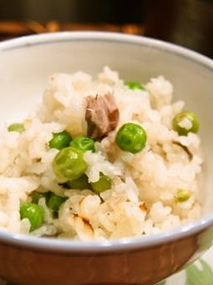 桜風味のグリーンピースご飯-レシピのメイン写真