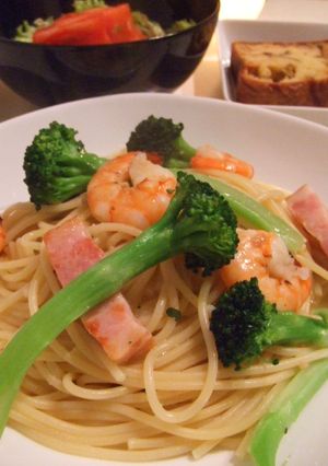 ながーいブロッコリと海老のスパゲッティ-レシピのメイン写真