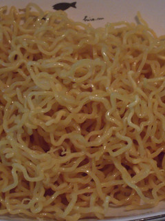生ラーメンで焼きそば麺!!-レシピのメイン写真