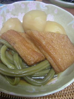 お母さんのじゃがいもとささぎの煮物♪-レシピのメイン写真