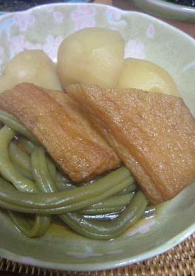 お母さんのじゃがいもとささぎの煮物♪-レシピのメイン写真