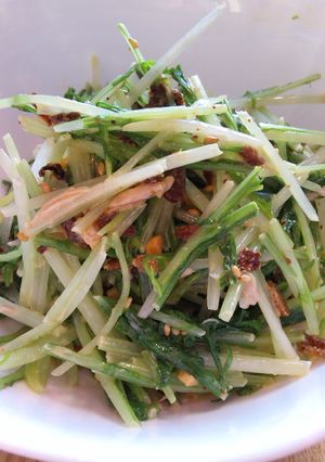簡単『食べるらー油』水菜マヨサラダ-レシピのメイン写真