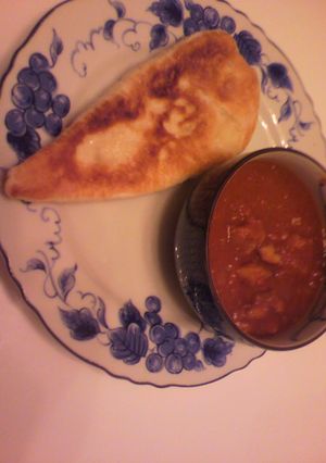 カレーと一緒に☆フライパンで焼くナン-レシピのメイン写真