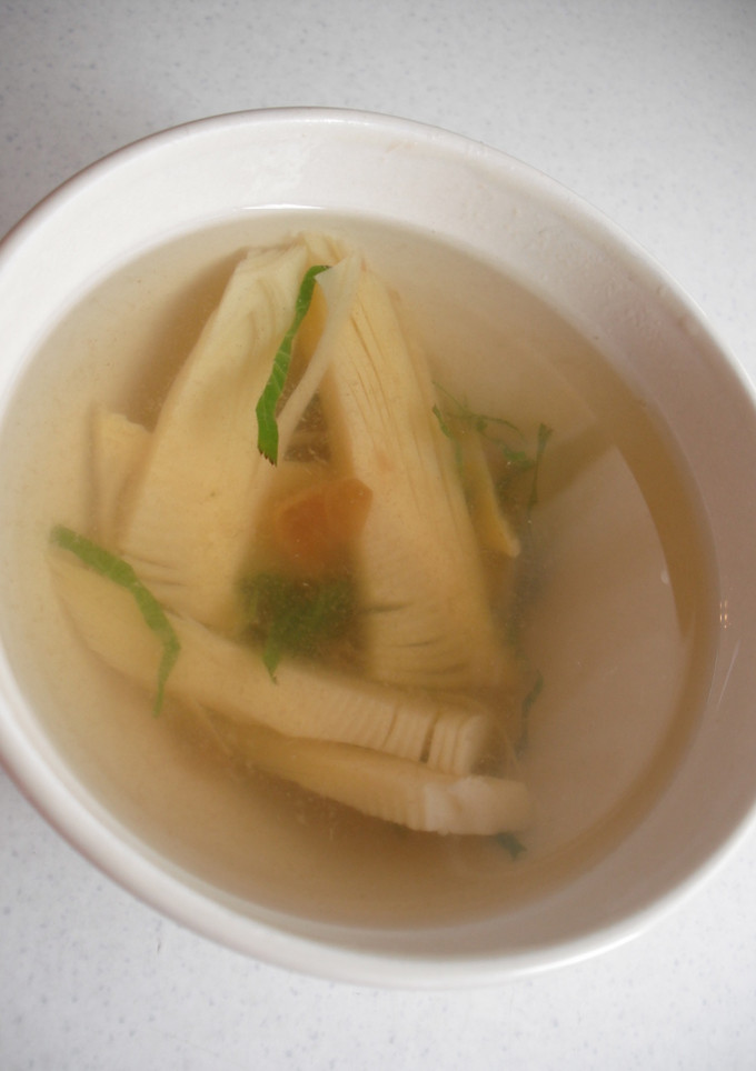 筍と梅のお吸い物-レシピのメイン写真