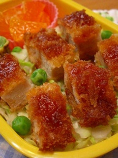 幼稚園弁当にも入れちゃった!ソースカツ丼-レシピのメイン写真