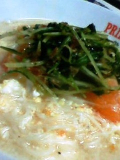 一人ランチにパスタ風トマトにゅーめん-レシピのメイン写真