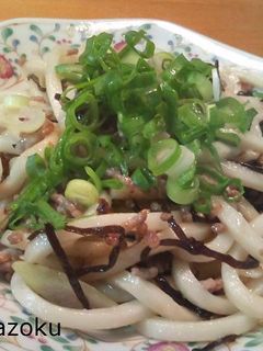 豚ミンチと塩コンブの焼きうどん-レシピのメイン写真