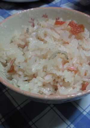 ちりめんとかつお梅の炊き込みご飯-レシピのメイン写真