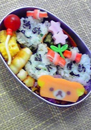 キャラ弁 カニカマで 簡単リボン-レシピのメイン写真