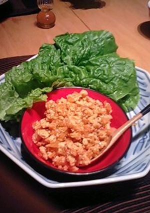 鶏肉そぼろのサンチュ巻き-レシピのメイン写真