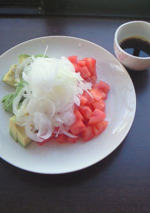 新たまねぎとアボカドの血液さらさらサラダ-レシピのメイン写真