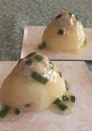 じゃが芋のひき肉詰め～コンソメ煮～-レシピのメイン写真