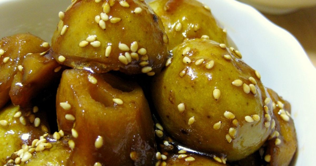 新じゃがとレンコンのごま入り煮っころがし by yaburie 【クックパッド