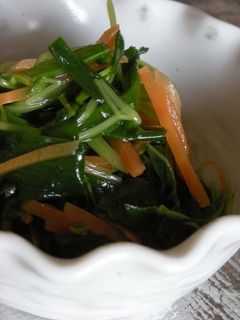 再利用?豆苗とニラのナムル-レシピのメイン写真