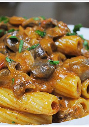 鶏レバーのサルサローザのパスタ-レシピのメイン写真