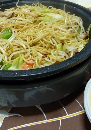 たまごで食べる☆ピリ辛焼きそば-レシピのメイン写真