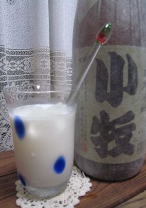 ♪芋焼酎の牛乳割り-レシピのメイン写真