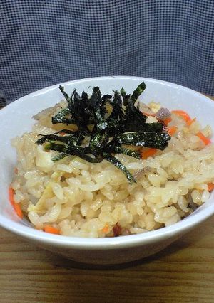お母さんの味☆昔ながらのかやくご飯♪-レシピのメイン写真